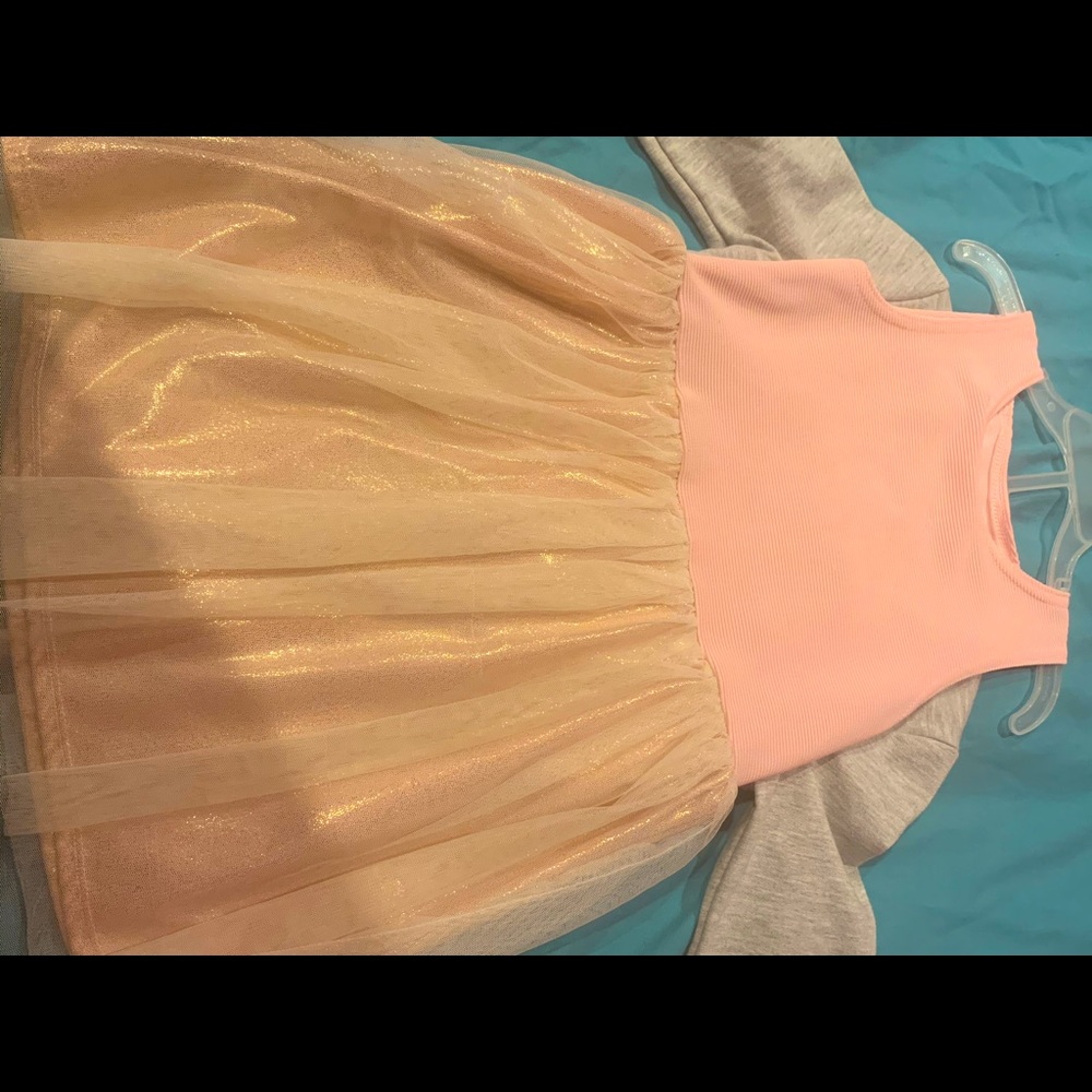 Girls dress
